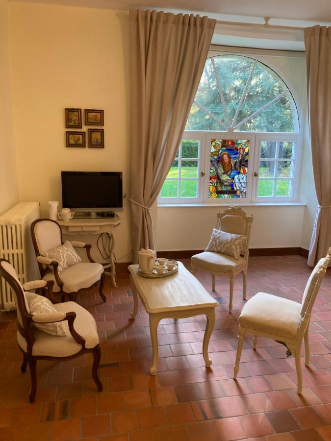 Manoir De Saint-Fiacre Panzió Malansac Kültér fotó