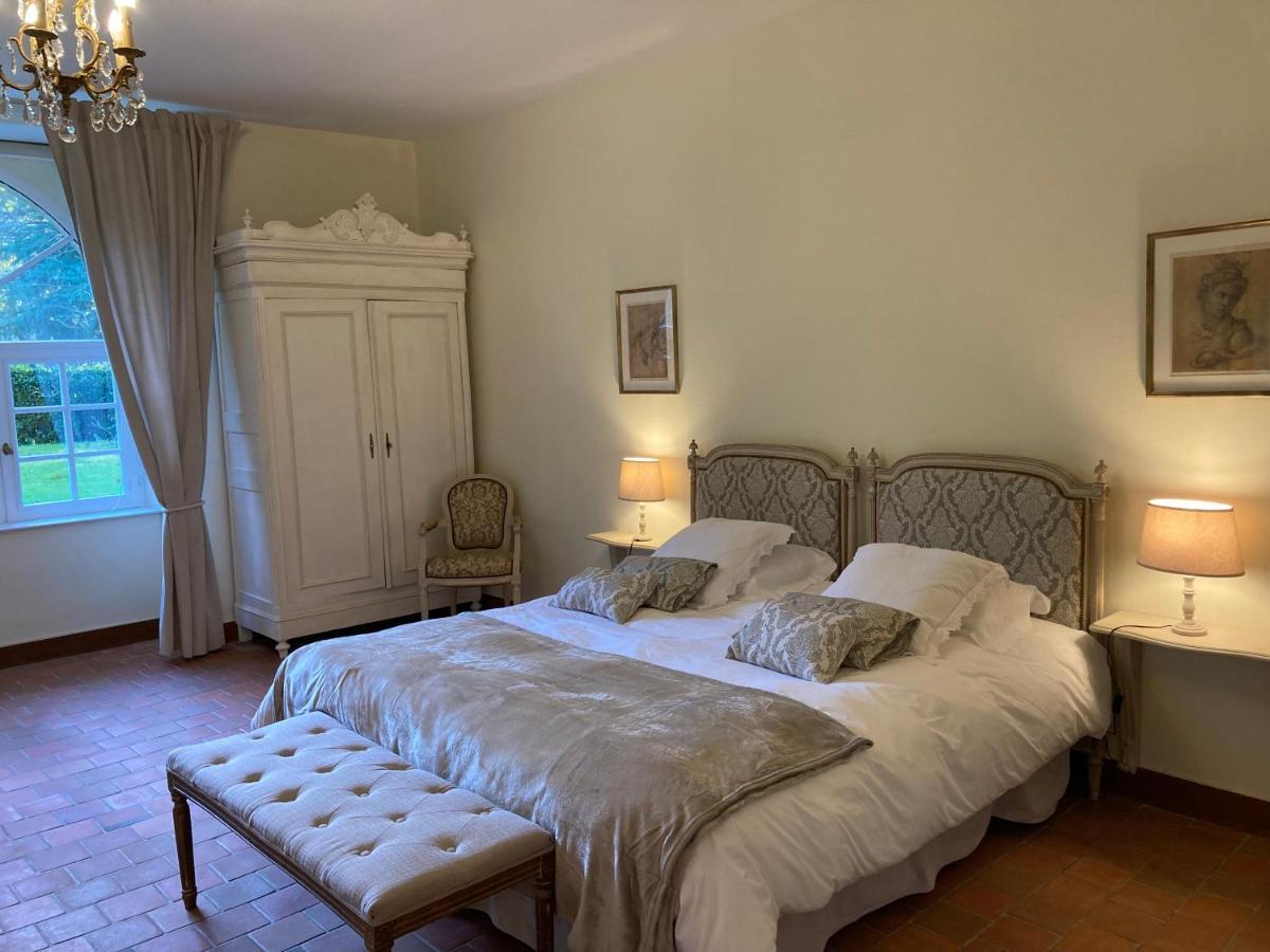 Manoir De Saint-Fiacre Panzió Malansac Kültér fotó