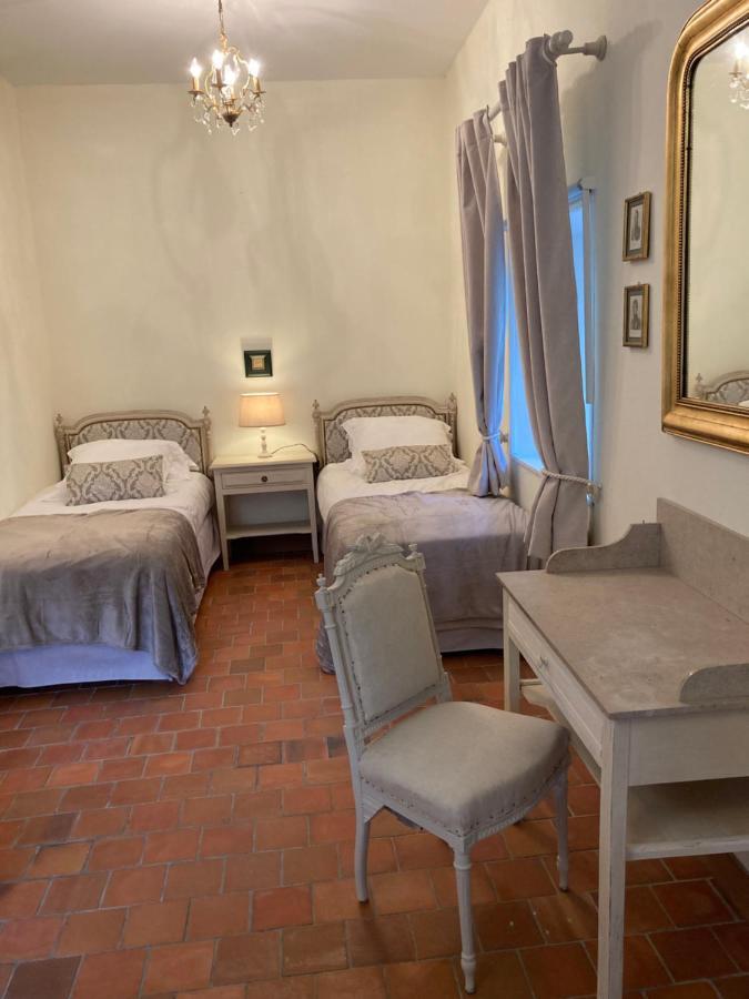 Manoir De Saint-Fiacre Panzió Malansac Kültér fotó